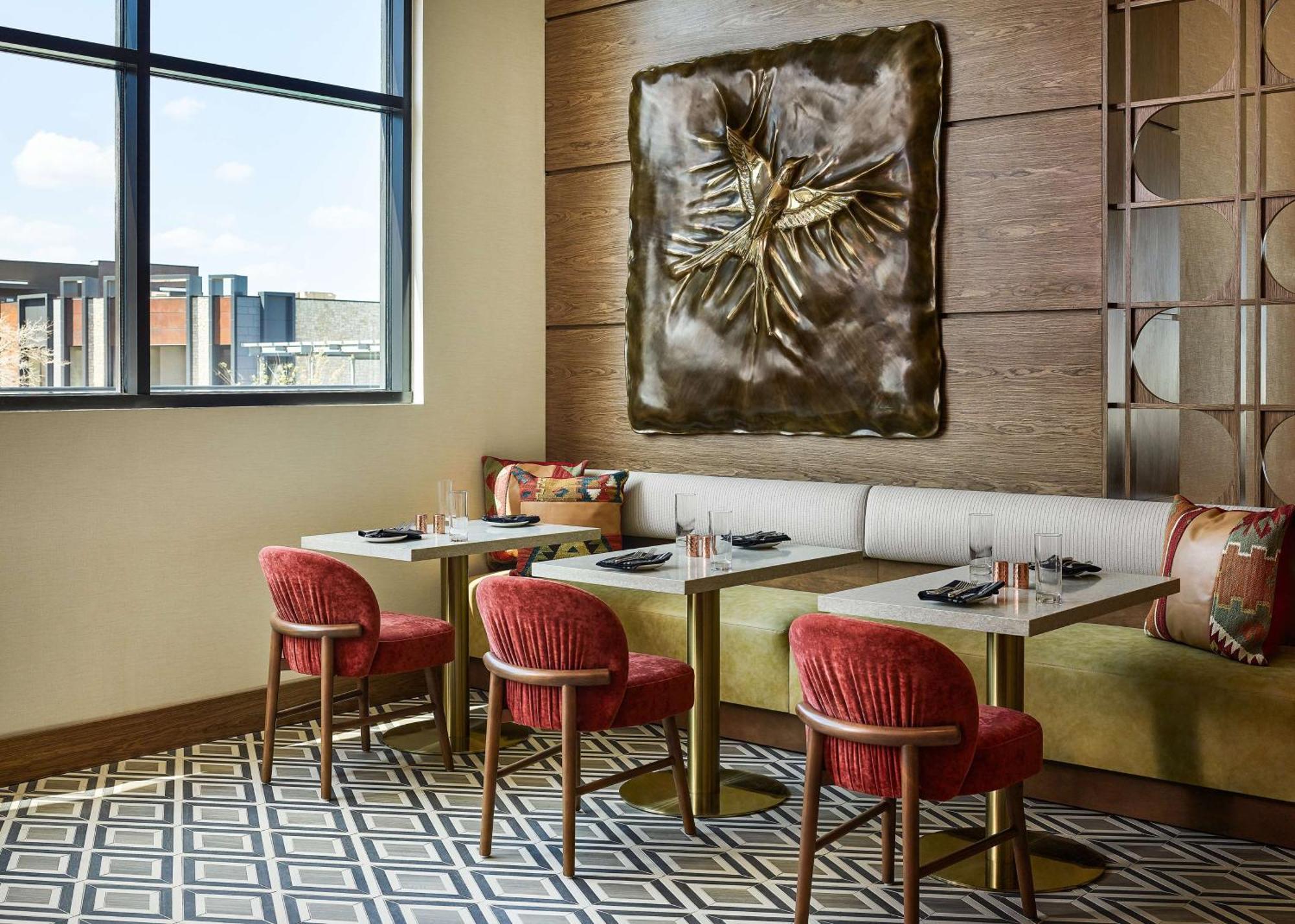 Lively Hotel On Oak Oklahoma City, Tapestry By Hilton Extérieur photo