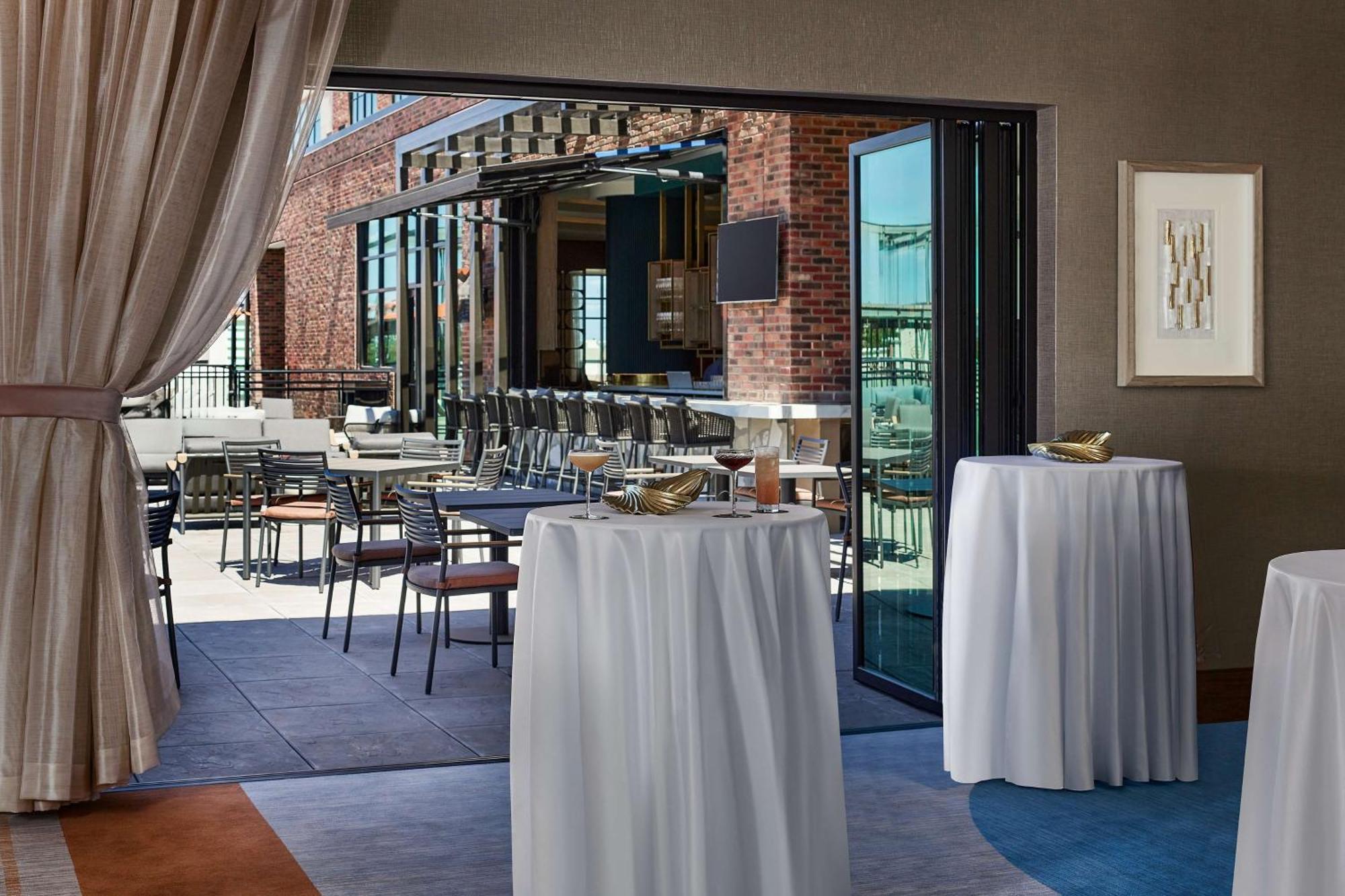 Lively Hotel On Oak Oklahoma City, Tapestry By Hilton Extérieur photo