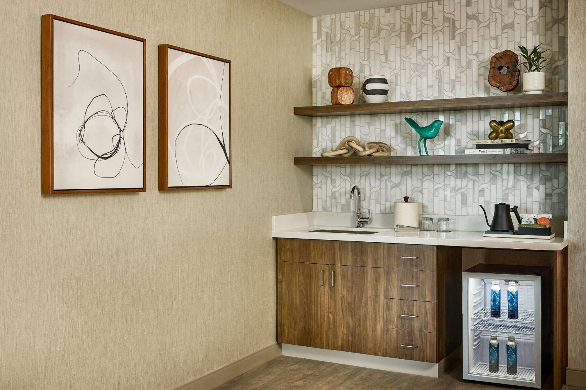 Lively Hotel On Oak Oklahoma City, Tapestry By Hilton Extérieur photo